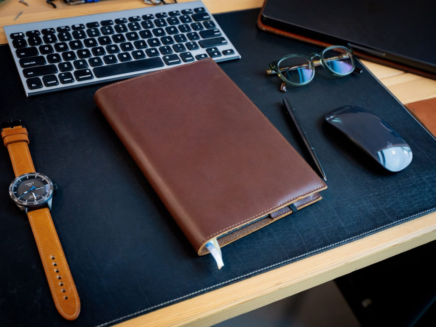 Milwaukee Leather Clever Fox Budget Planner - Chestnut