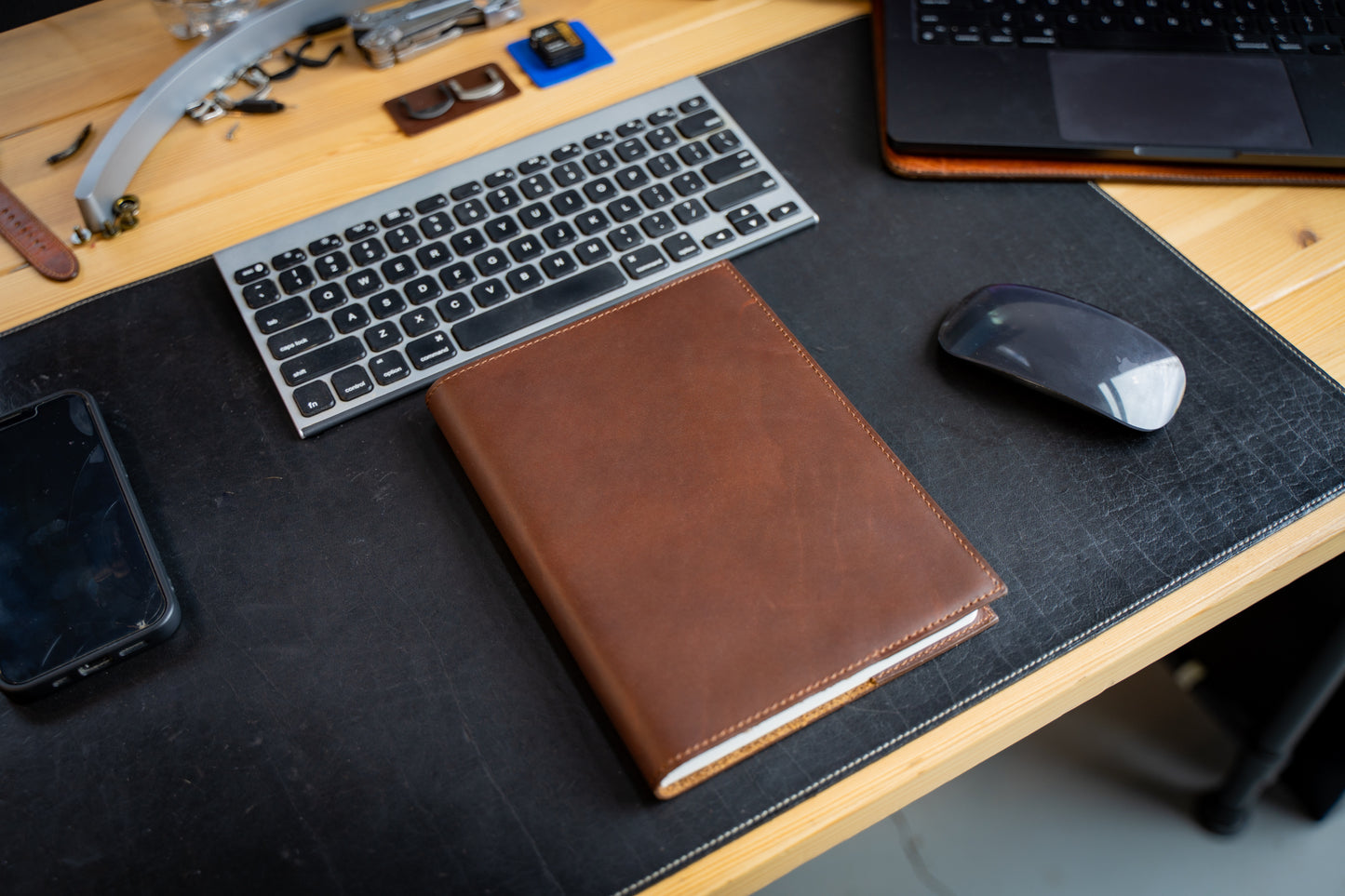Milwaukee Leather Nanami Seven Seas A5 Journal - Chestnut