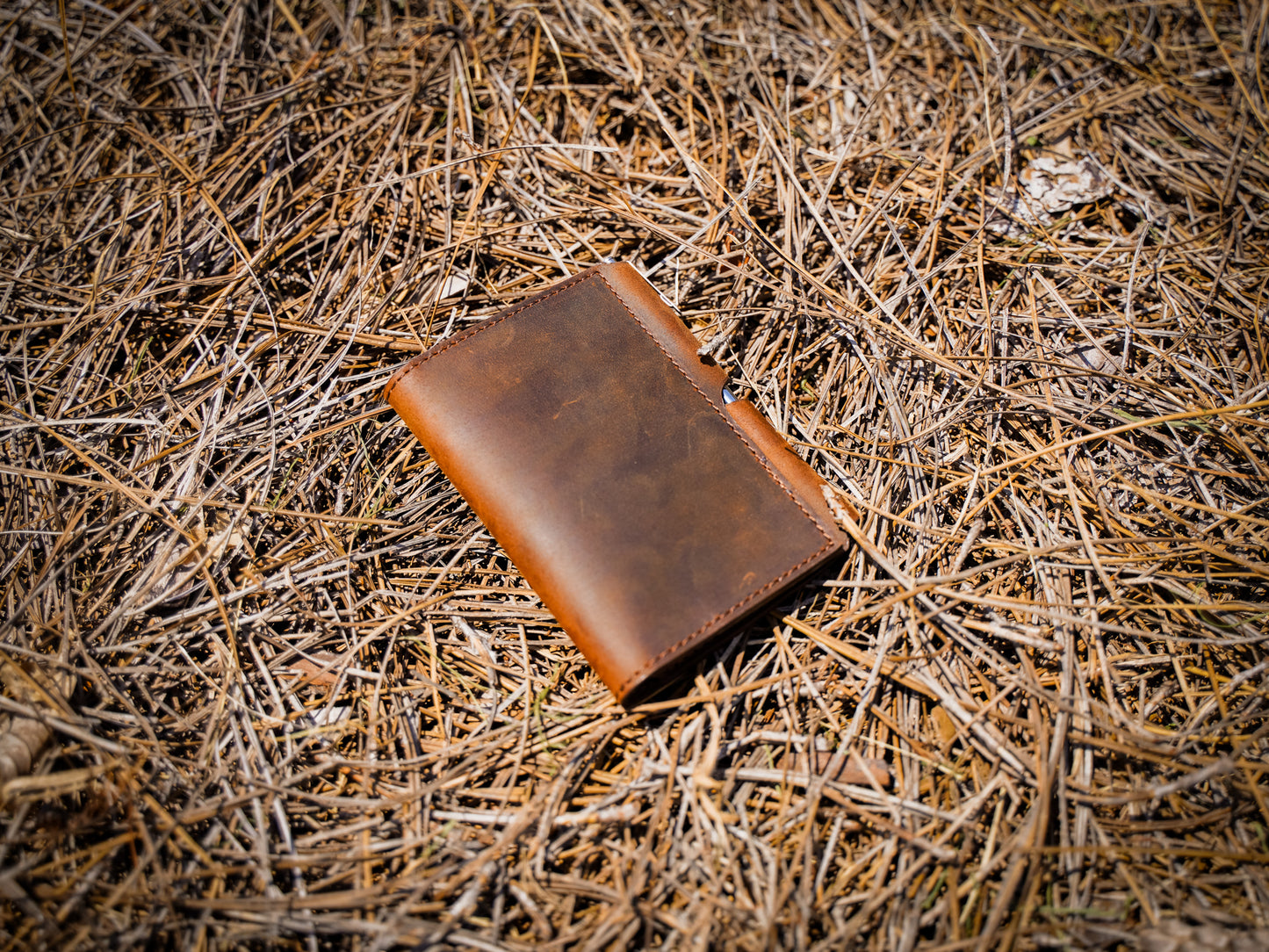 Crazy Horse Leather Journal Wallet with Pen XS - Brown