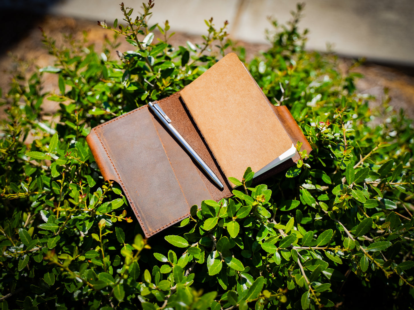 Crazy Horse Leather Journal Wallet with Pen XS - Brown