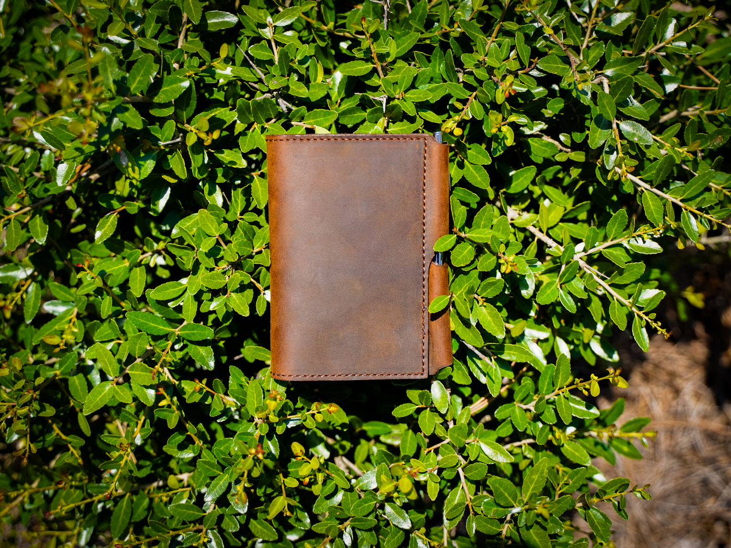 Crazy Horse Leather Journal Wallet with Pen XS - Brown