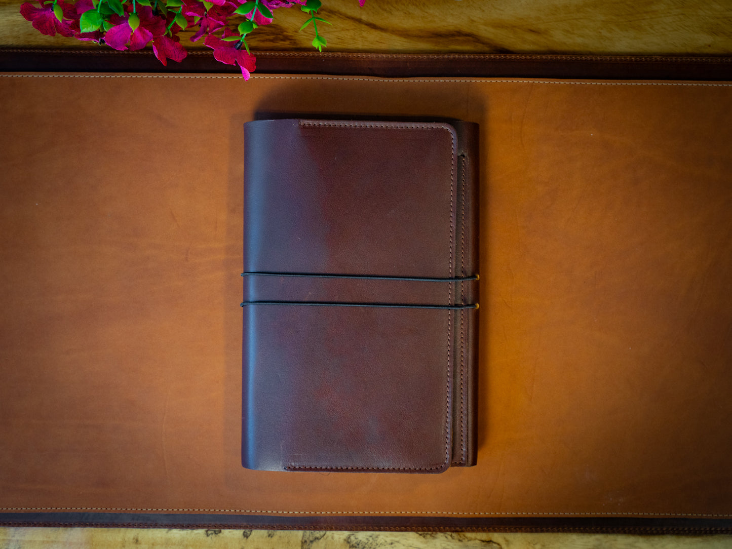 Milwaukee Leather Padfolio Pro - Chestnut
