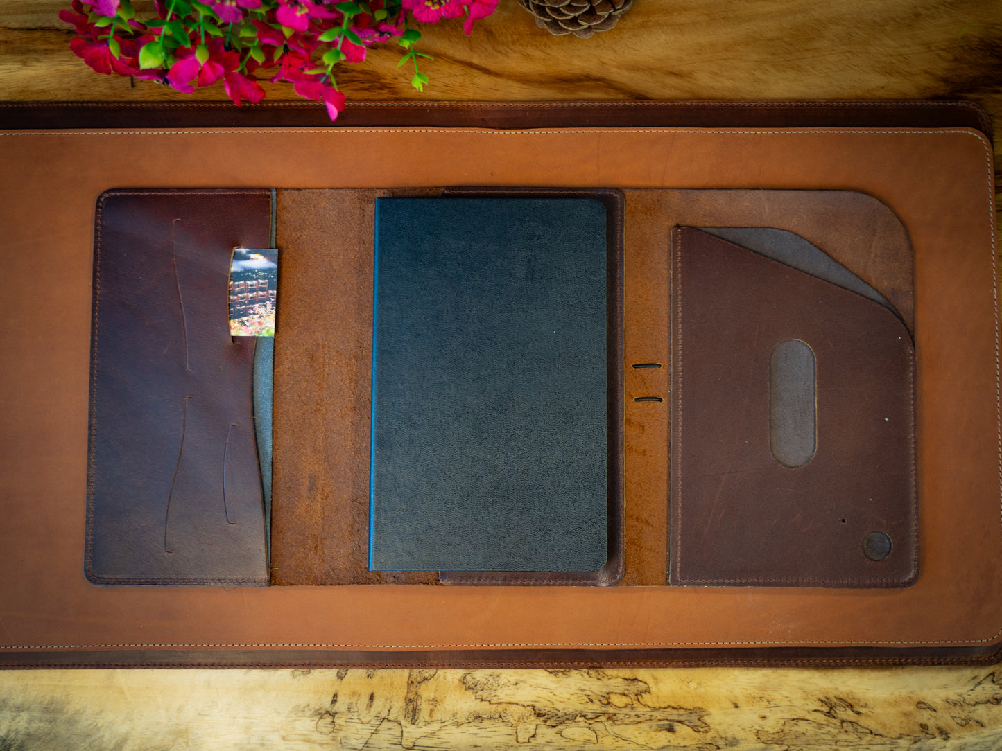 Milwaukee Leather Padfolio Pro - Chestnut