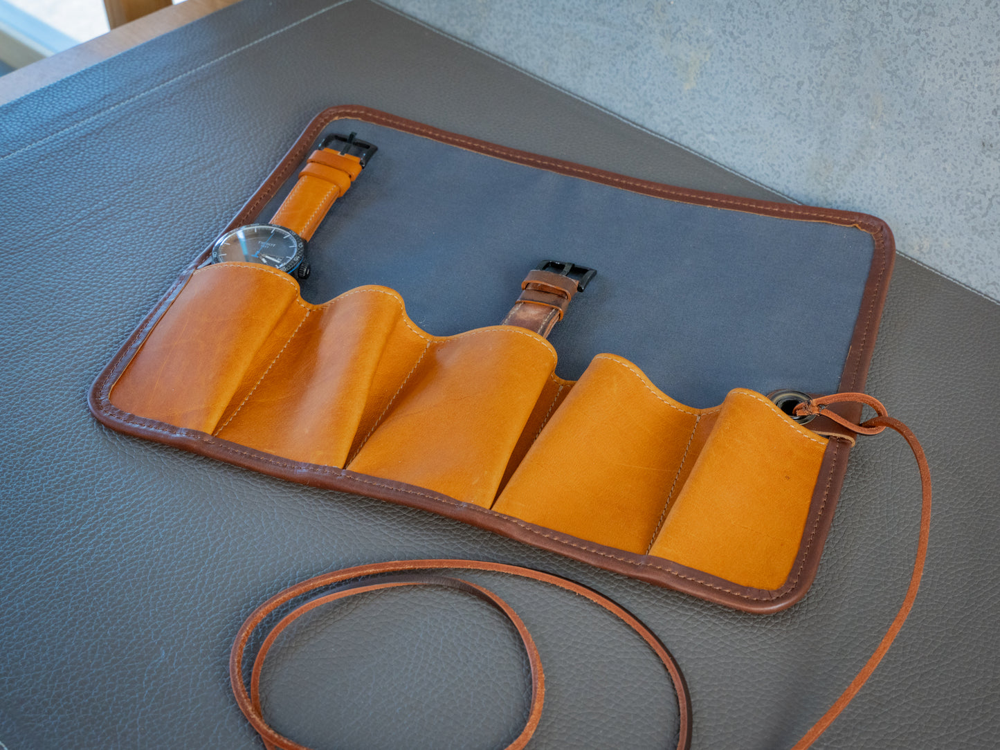 Milwaukee Leather Watch Roll with Lining - Chestnut