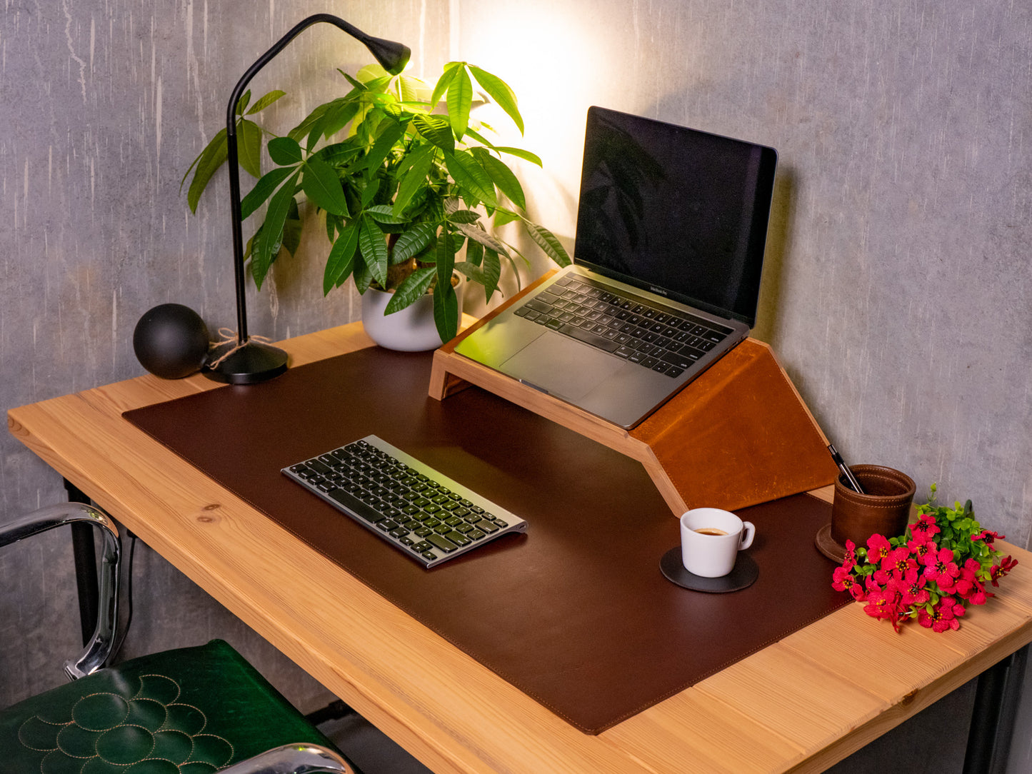 Milwaukee Leather Desk Pad - Chestnut Desk Pad - olpr.