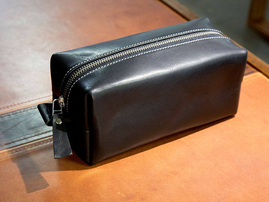 Milwaukee Leather Dopp Kit - Black Toiletry Bag - olpr.