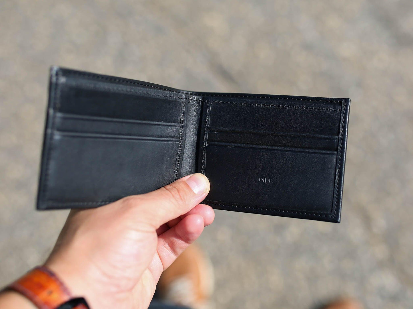 Milwaukee Leather Minimal Bifold Wallet - Black  - olpr.