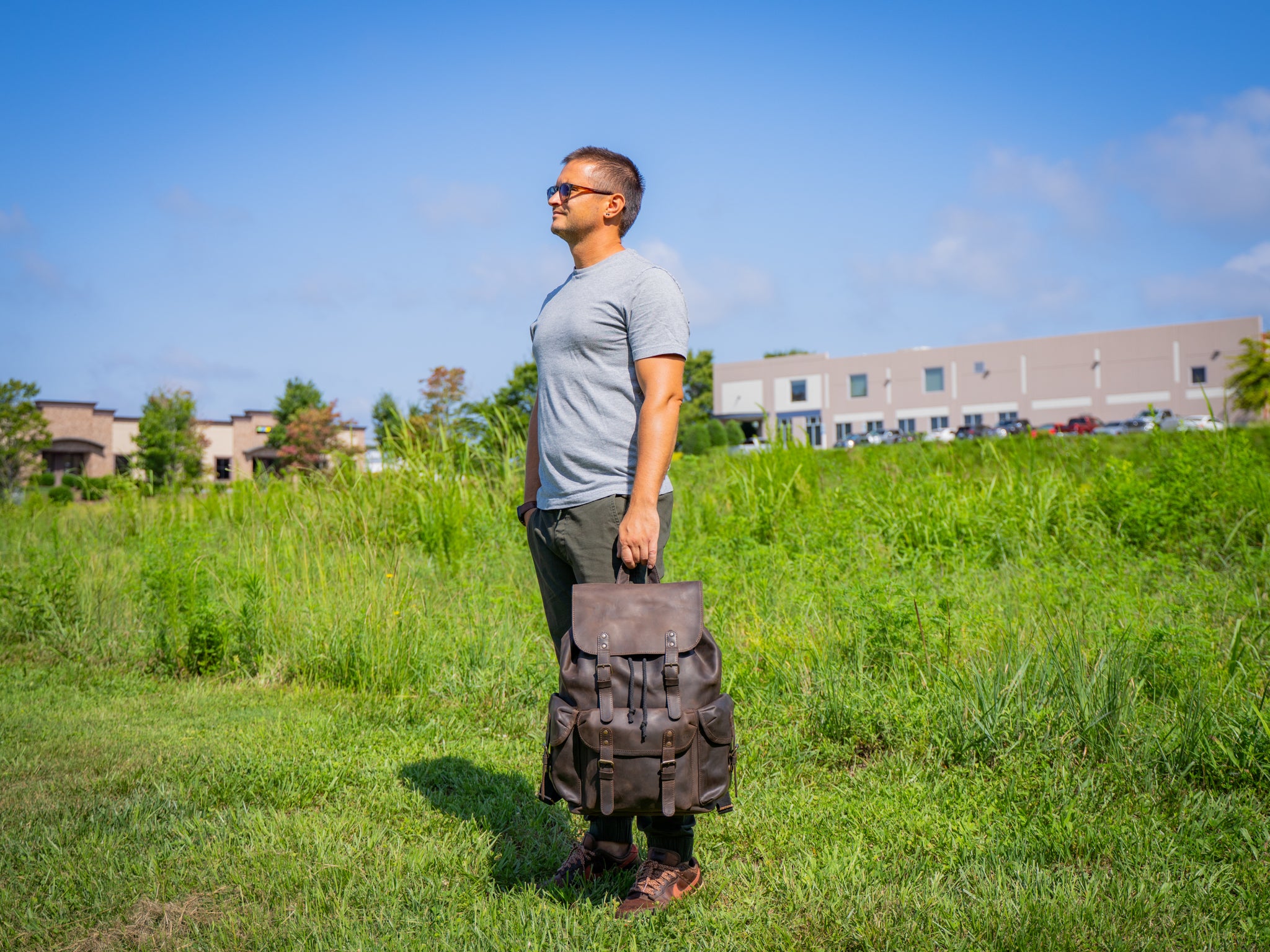Crazy Horse Leather Backpack Adventure for Man - Brown Nut