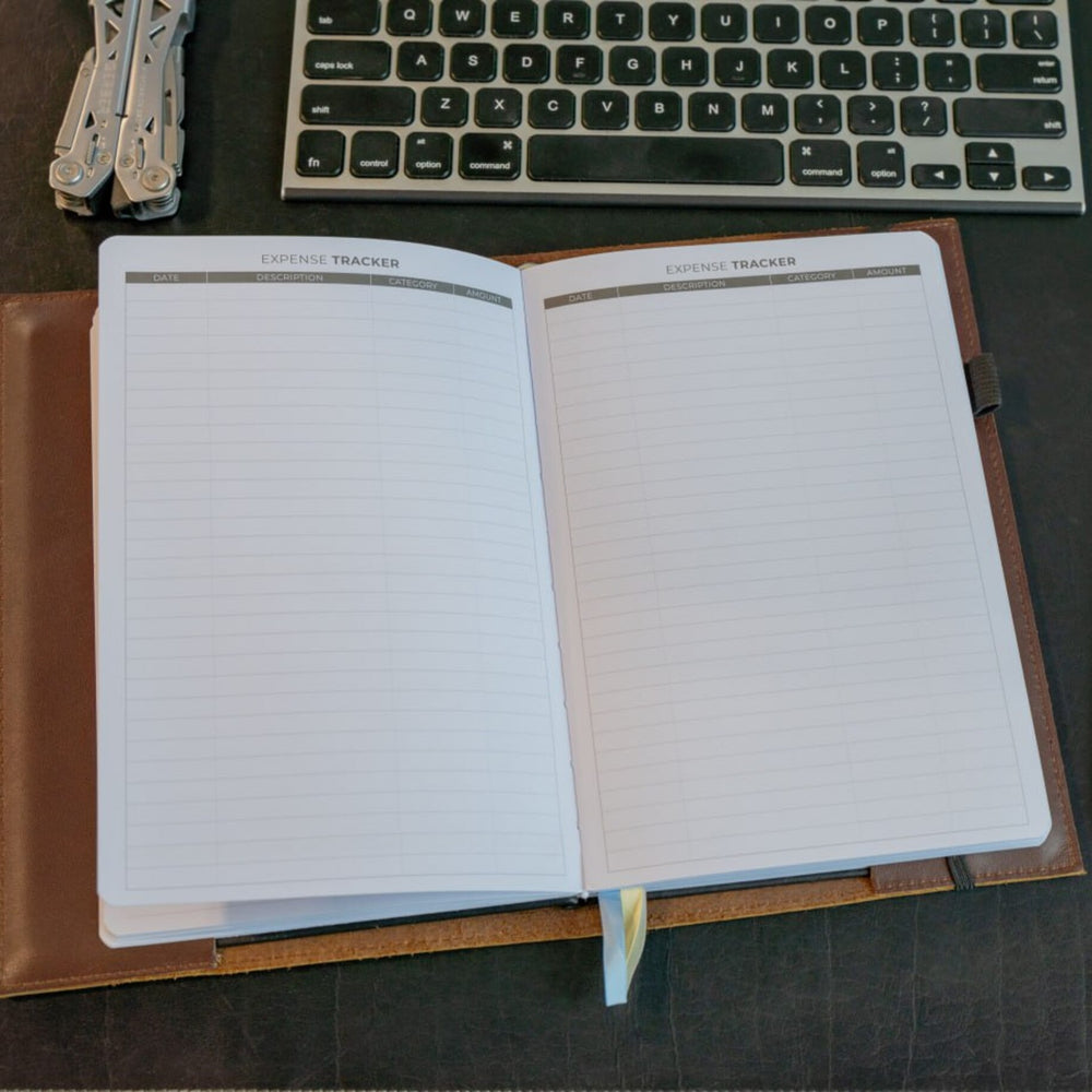 
                      
                        Milwaukee Leather Clever Fox Budget Planner - Chestnut
                      
                    