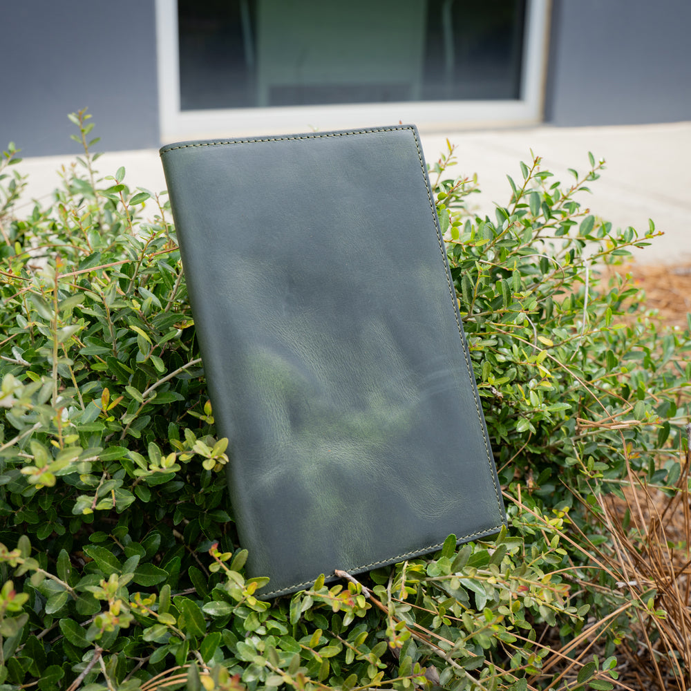 
                      
                        Milwaukee Leather Moleskine Cahier Journal - Green Moss
                      
                    