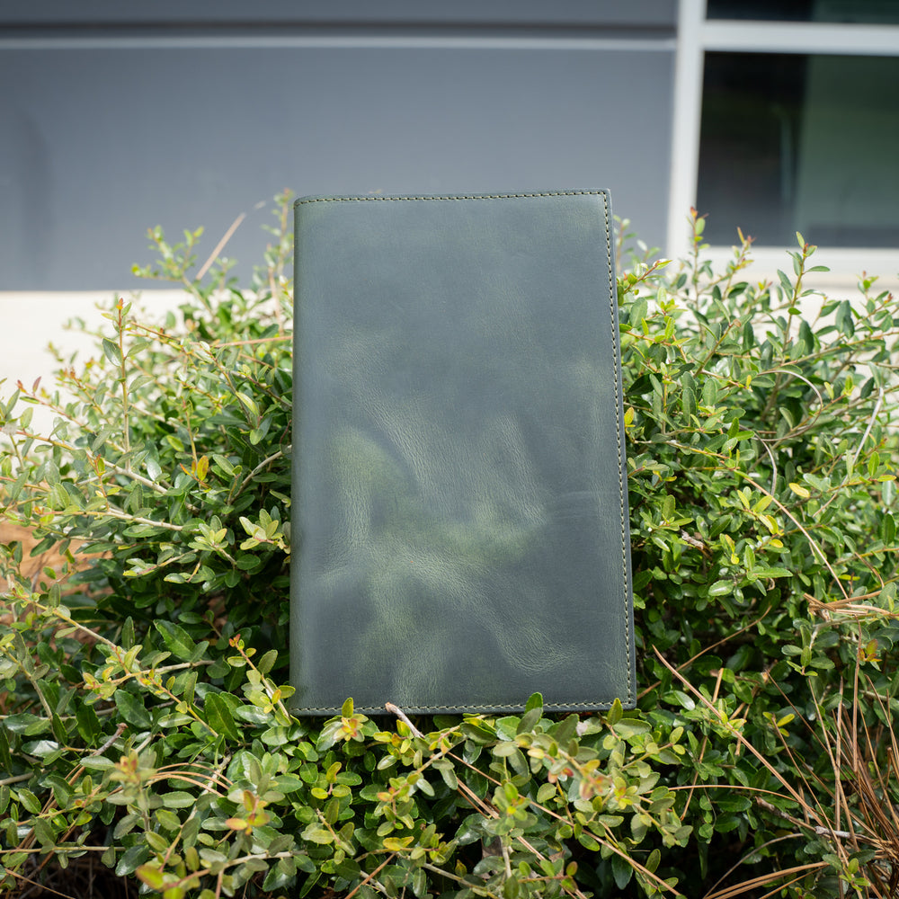 
                      
                        Milwaukee Leather Moleskine Cahier Journal - Green Moss
                      
                    