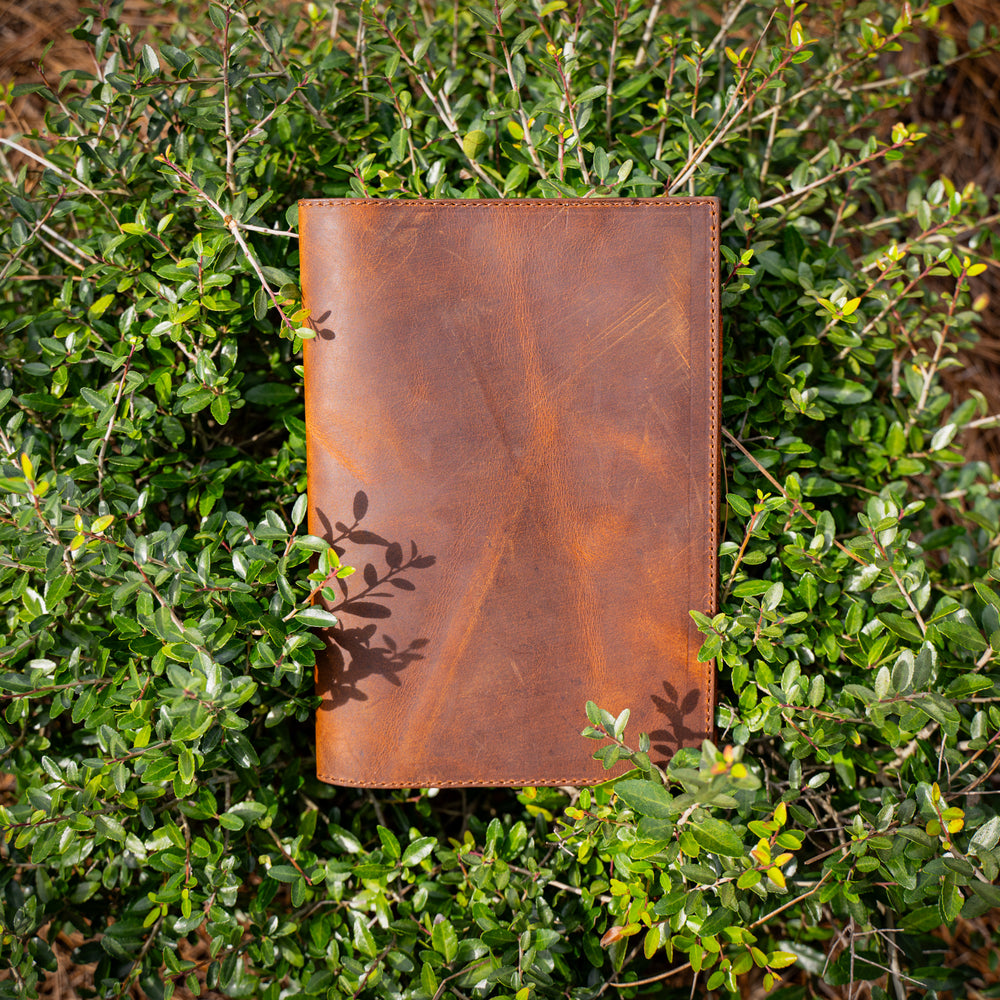 
                      
                        Crazy Horse Leather Padfolio Traditional - Brown
                      
                    