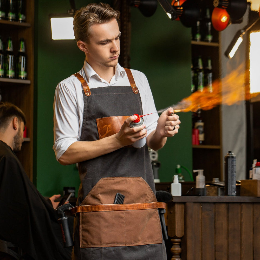 waxed Apron with Leather olpr.