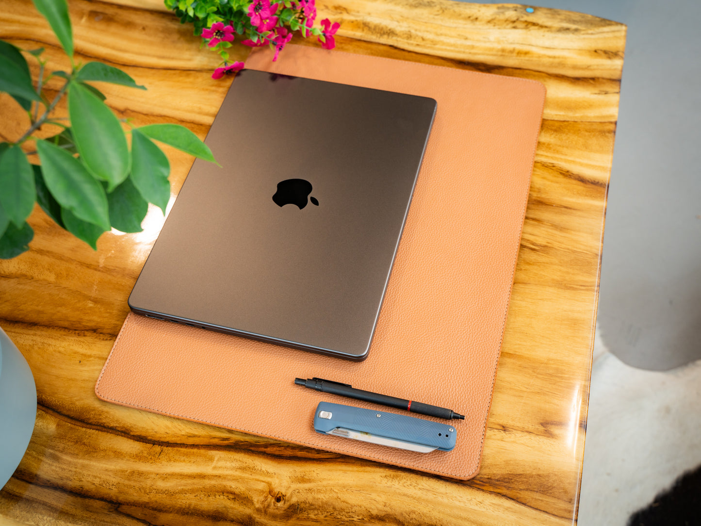 Italian Leather Table Mat - Cream