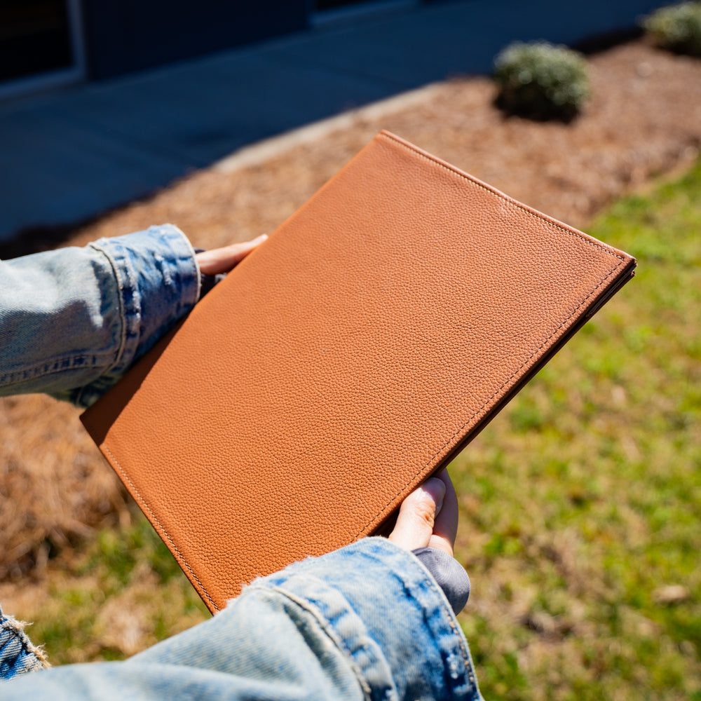 
                      
                        Italian Leather Hardcover Menu with Corners - Brown
                      
                    