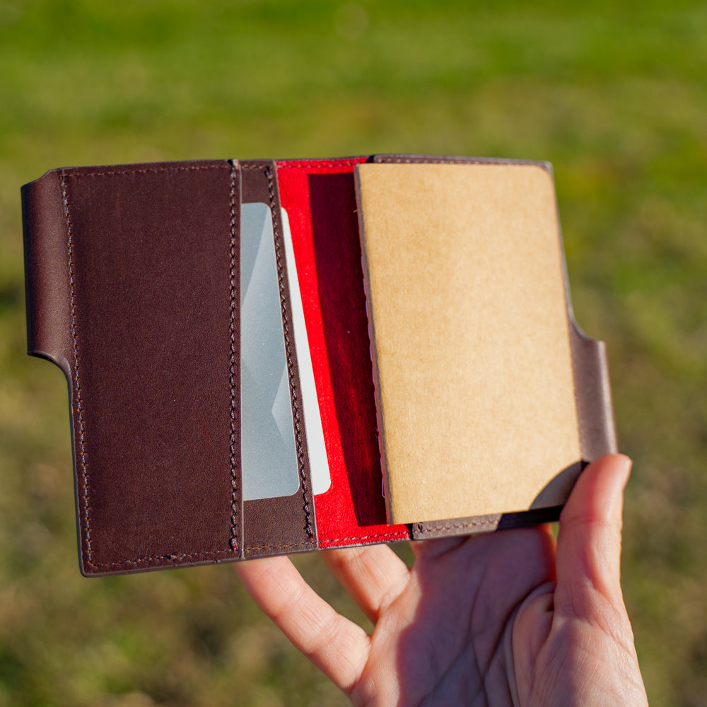 
                      
                        Vintage Leather Journal Wallet 2.0 with Pen XS - Brown
                      
                    