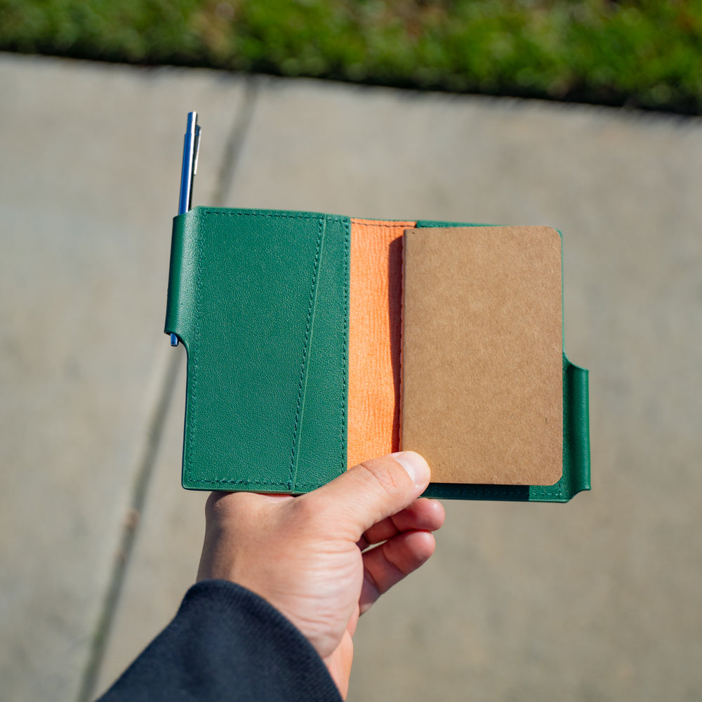 
                      
                        Vintage Leather Journal Wallet 2.0 with Pen XS - Green
                      
                    