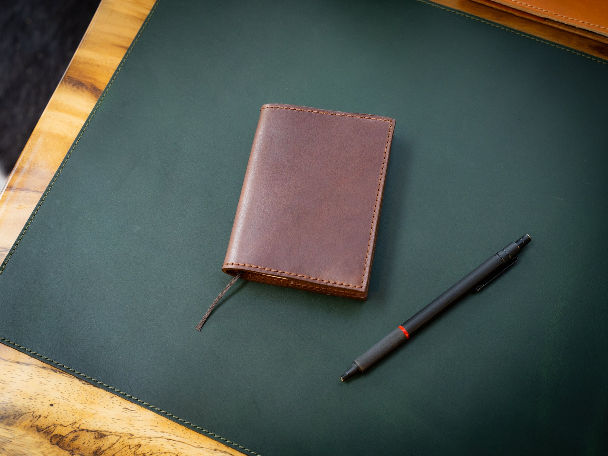 Milwaukee Leather Midori Notebook Cover - Chestnut | olpr.