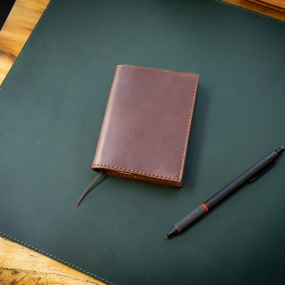 
                      
                        Milwaukee Leather Midori Notebook Cover - Chestnut
                      
                    