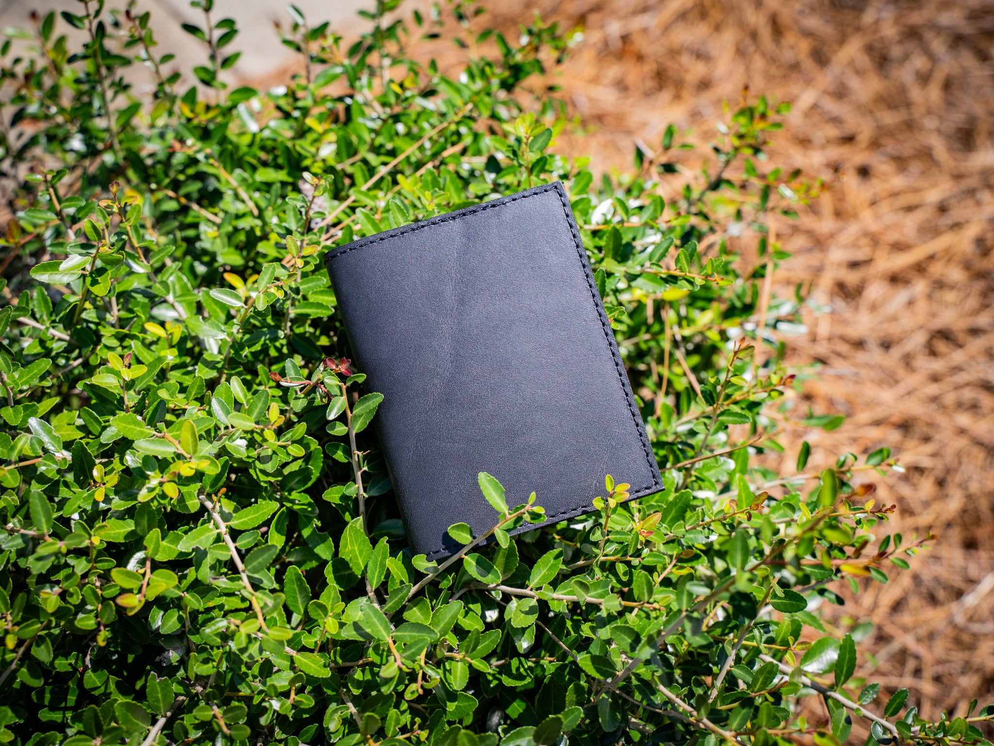 Handmade Milwaukee Leather Midori Notebook Cover - Black