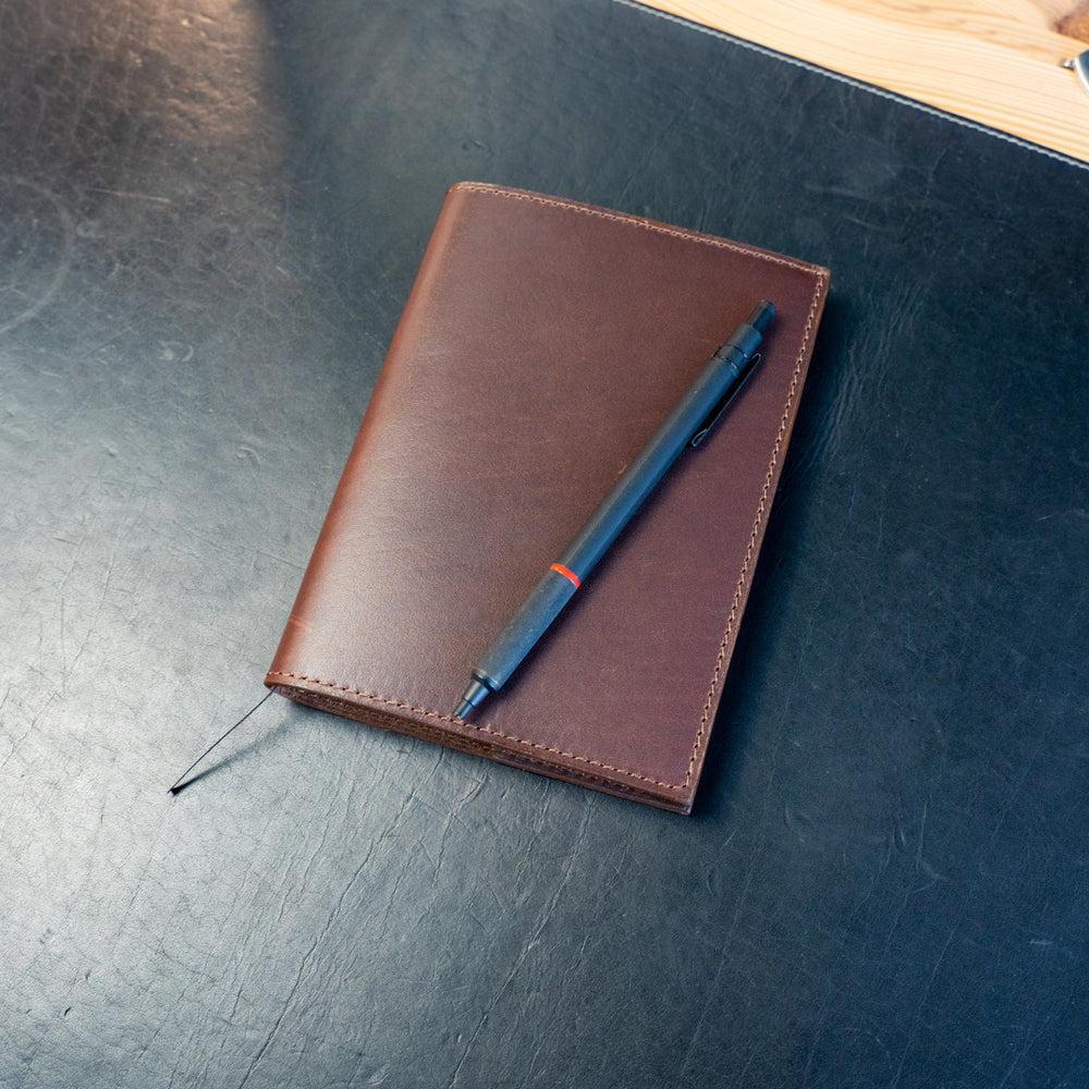 
                      
                        Milwaukee Leather Midori Notebook Cover - Chestnut
                      
                    