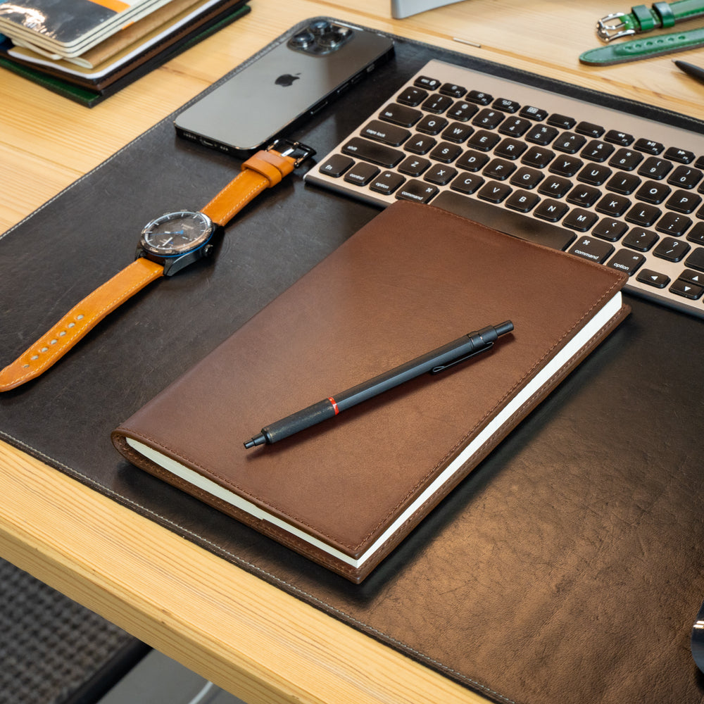 
                      
                        Milwaukee Leather Midori Notebook Cover - Chestnut
                      
                    