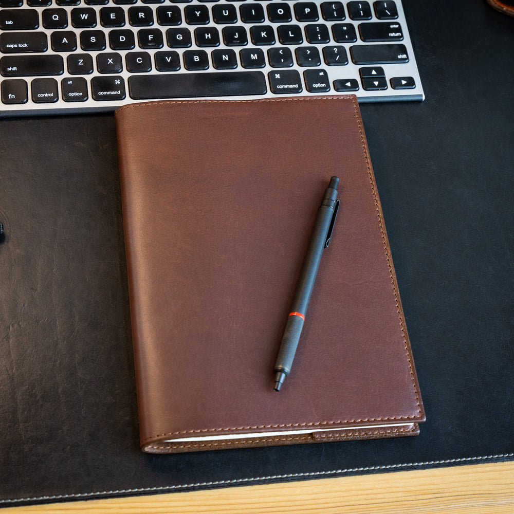 
                      
                        Milwaukee Leather Midori Notebook Cover - Chestnut
                      
                    