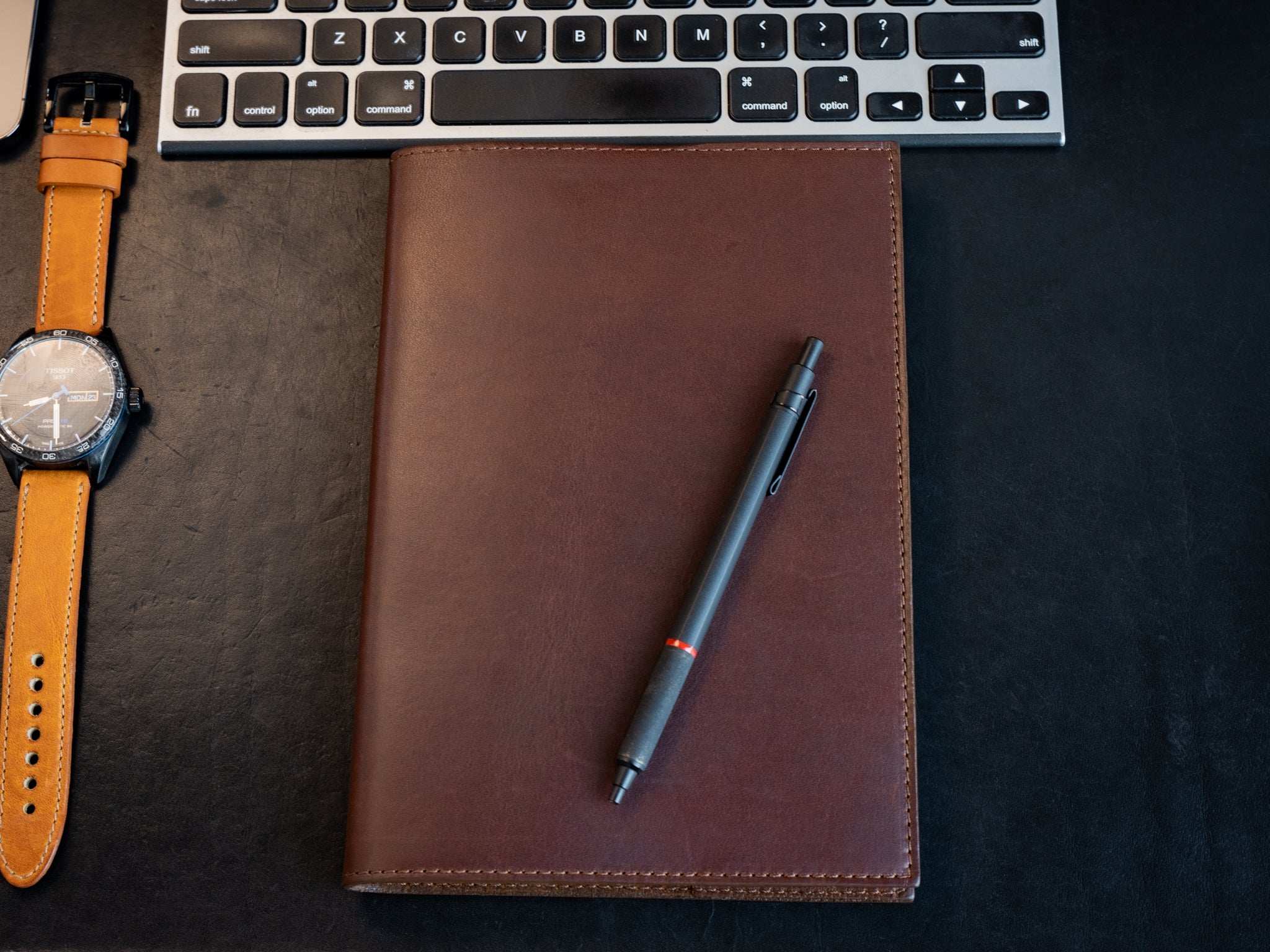 Milwaukee Leather Midori Notebook Cover - Chestnut | olpr.