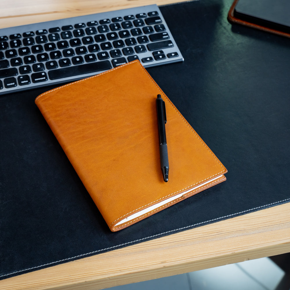 Milwaukee Leather Midori Notebook Cover - Natural