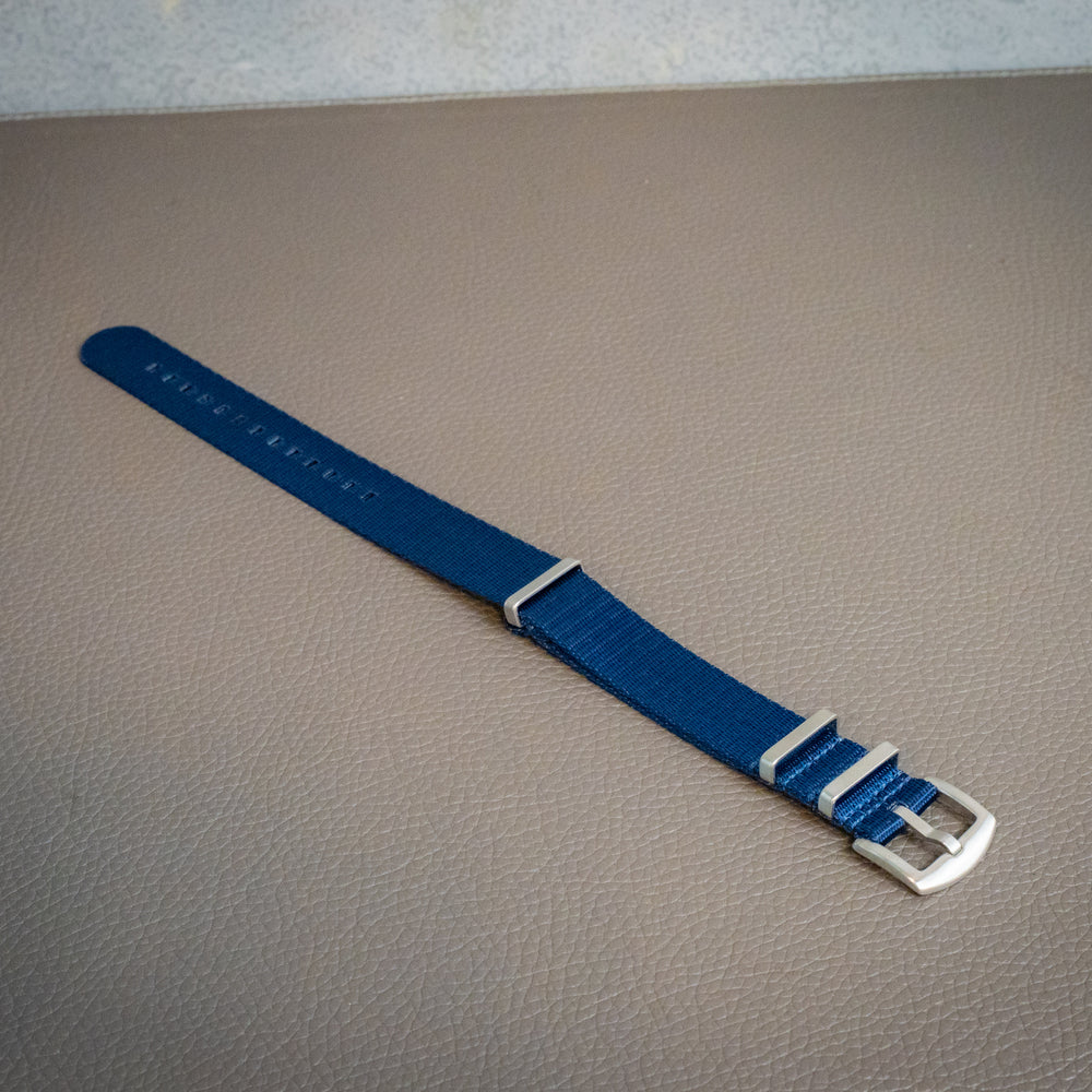 
                      
                        Nylon Nato Zulu Watch Band 1 piece - Navy
                      
                    