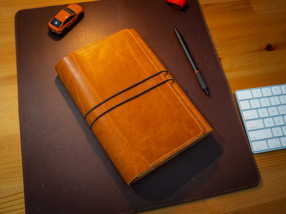 Milwaukee Leather Padfolio Pro - Natural