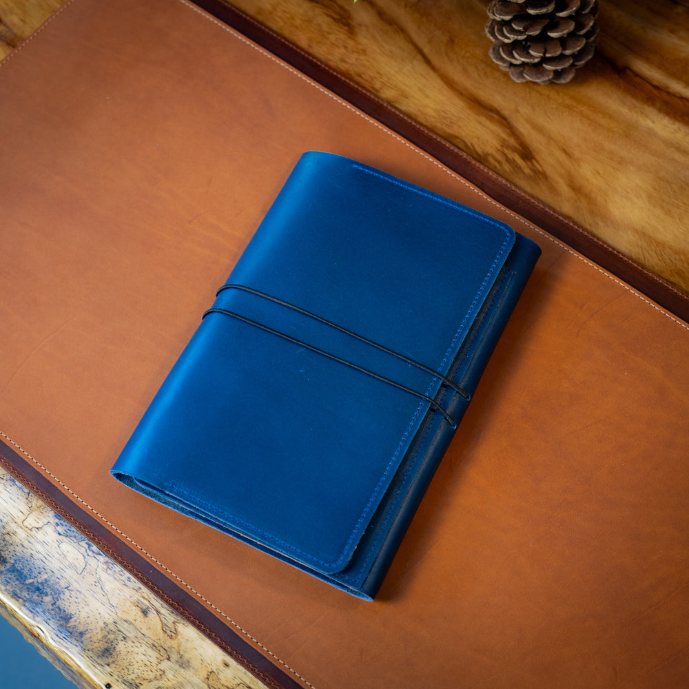 
                      
                        Milwaukee Leather Padfolio Pro - Navy
                      
                    