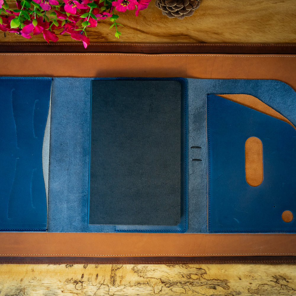 
                      
                        Milwaukee Leather Padfolio Pro - Navy
                      
                    