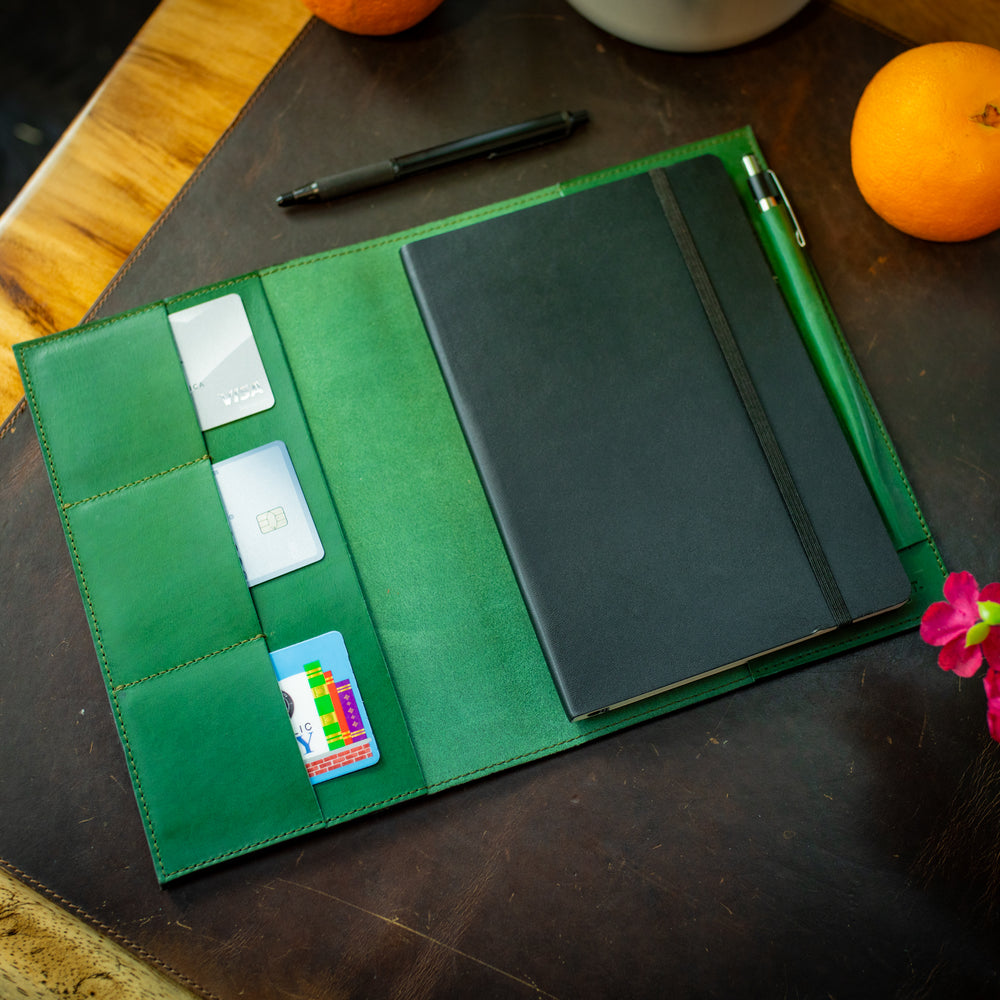 
                      
                        Leather Journal Folio Leuchtturm1917 - Emerald Green
                      
                    