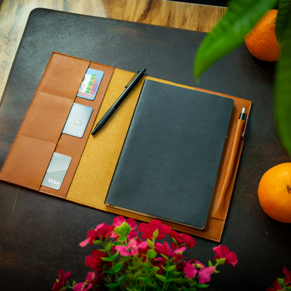 
                      
                        Leather Journal Folio Leuchtturm1917 - Natural
                      
                    