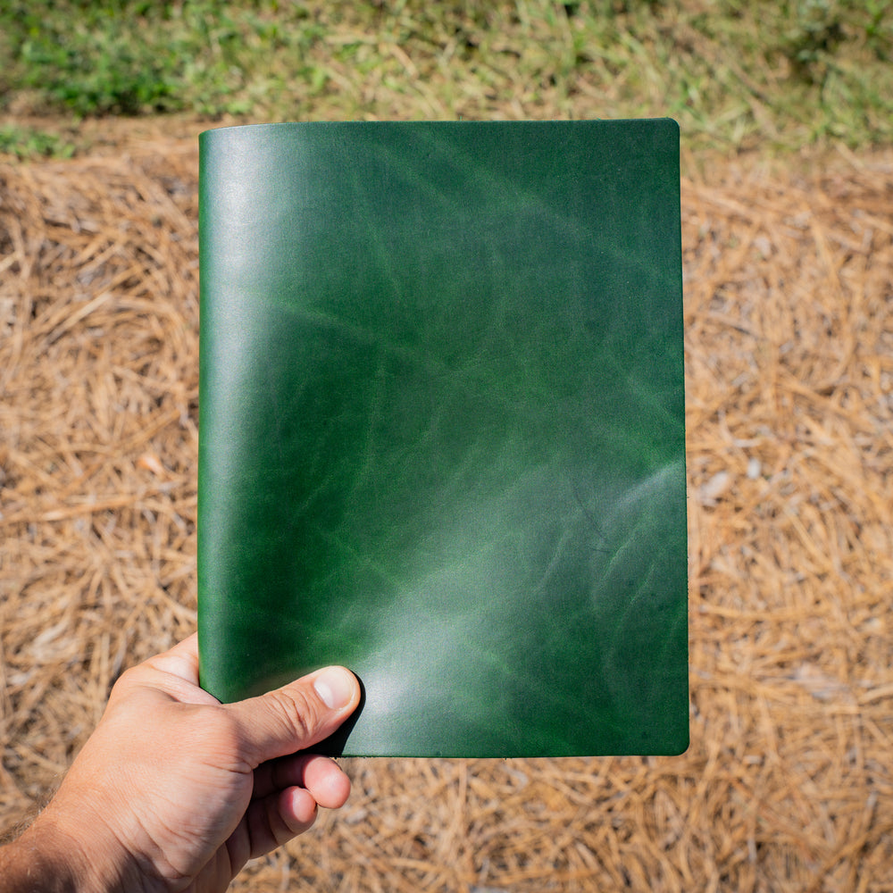 
                      
                        Milwaukee Leather Simple Menu Cover - Green Moss
                      
                    