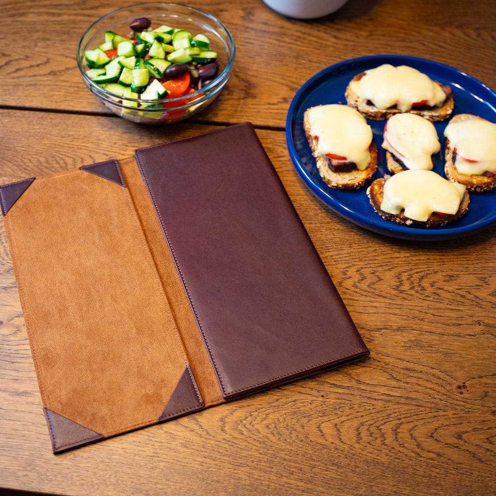 
                      
                        Vintage Leather Trifold Menu - Chestnut
                      
                    