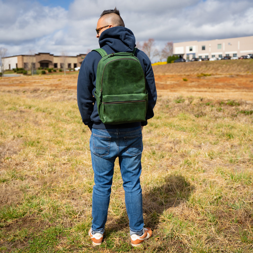 
                      
                        Crazy Horse Leather Backpack Urban for Man - Green Moss
                      
                    