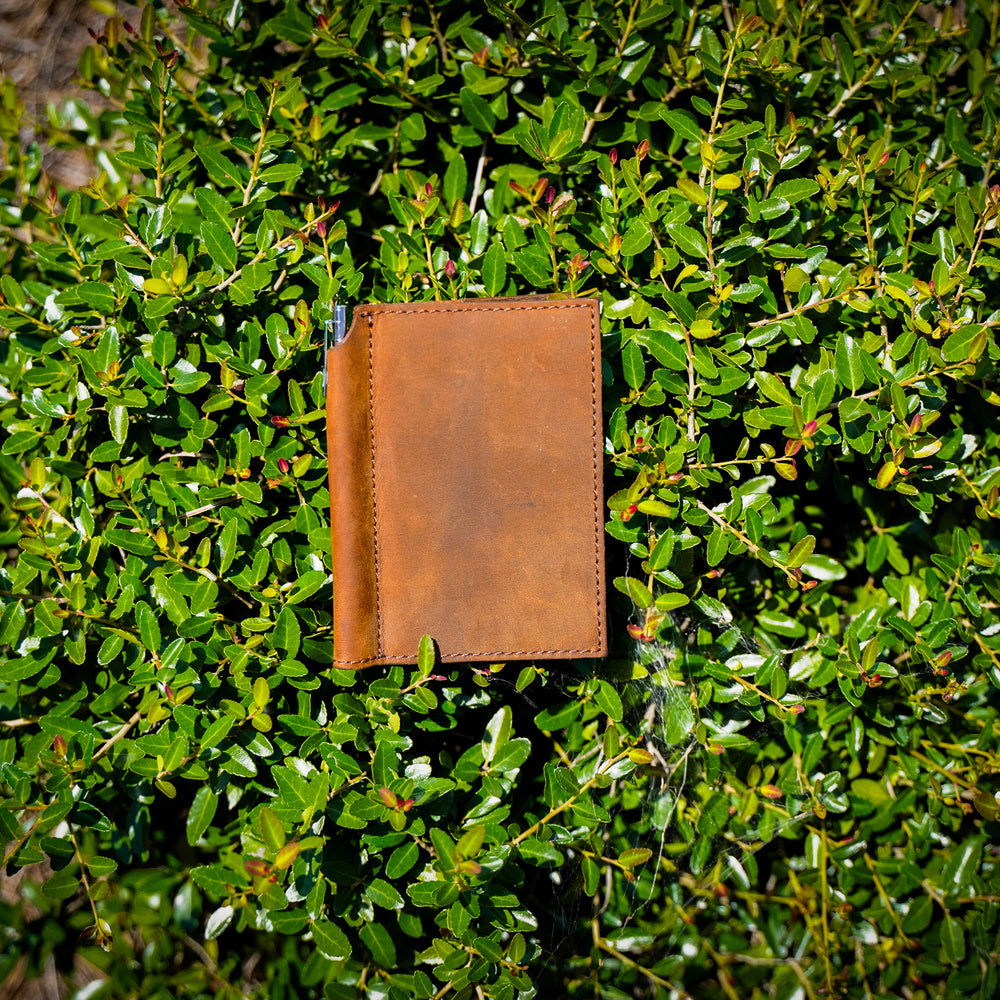 
                      
                        Crazy Horse Leather Mini Journal with Pen - Brown
                      
                    