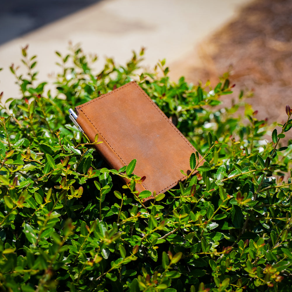 
                      
                        Crazy Horse Leather Mini Journal with Pen - Brown
                      
                    
