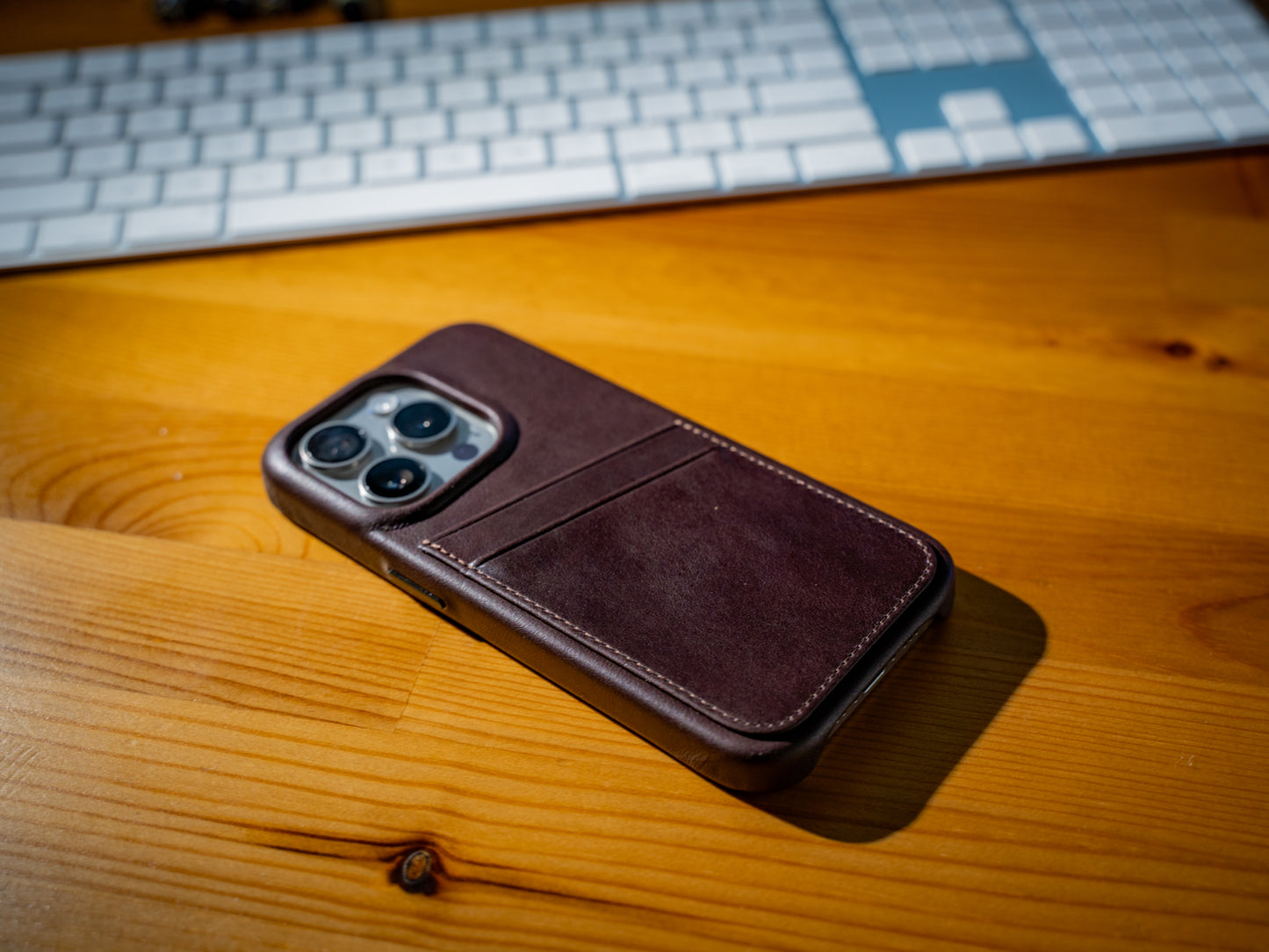 iPhone 16 Leather Case with Pockets - Dark Brown