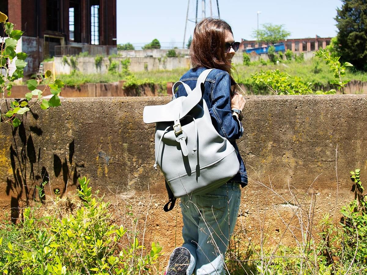 Backpack Charlotte Of Soft Pebble Leather - Grey