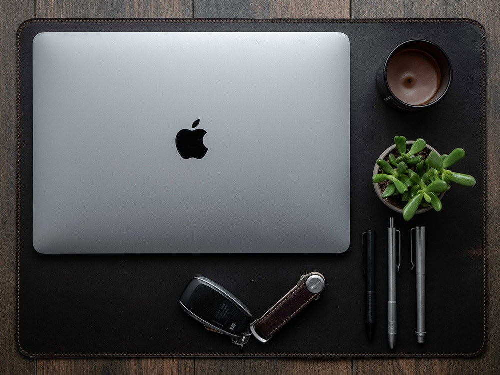 
                      
                        Milwaukee Leather Desk Pad - Chestnut Desk Pad - olpr.
                      
                    