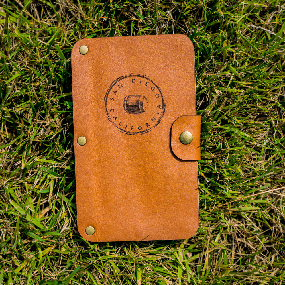 
                      
                        Milwaukee Leather Simple Server Book - Natural Checkbook Covers - olpr.
                      
                    
