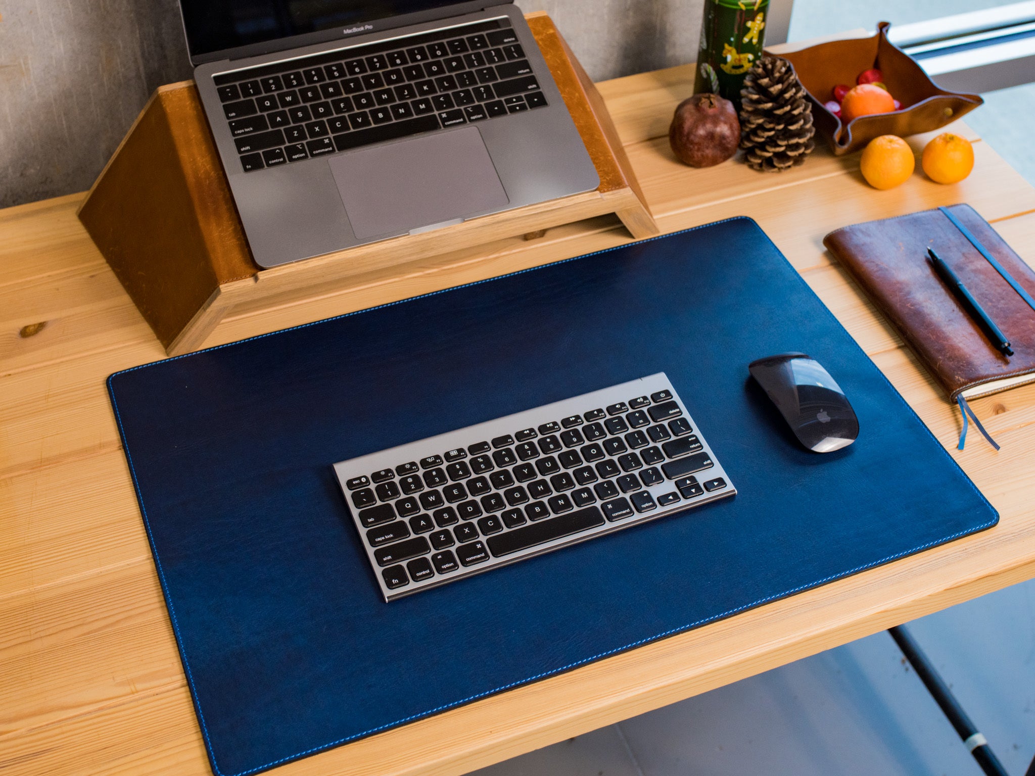 Non Slip Desk Mat, 31.5" X 15.7" PU Leather Desk Pad, Cork Desk Mat For Desktop, Desk Pad For Keyboard And Mouse, Ideal For Office And Home, Brown