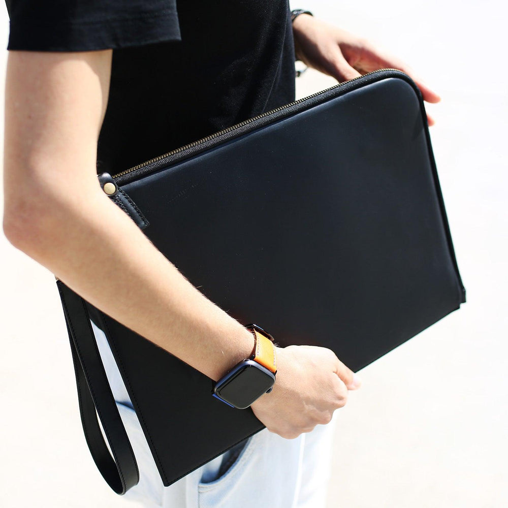 
                      
                        Leather Zipper Padfolio with Wrist Strap - Black Document Holder - olpr.
                      
                    