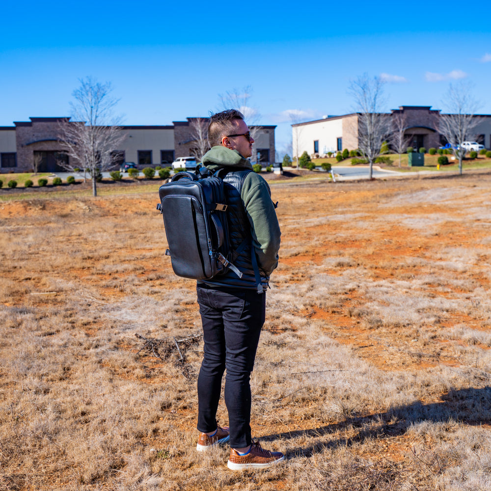 Jetpen Backpack Crazy Horse Extra Large Travel Jet Backpack in Black | olpr