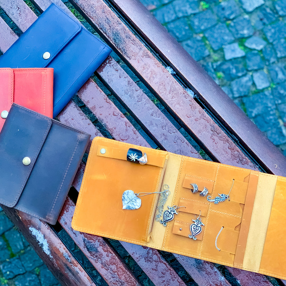 
                      
                        Handmade Leather Jewelry Case Jewelry Organizer - olpr.
                      
                    