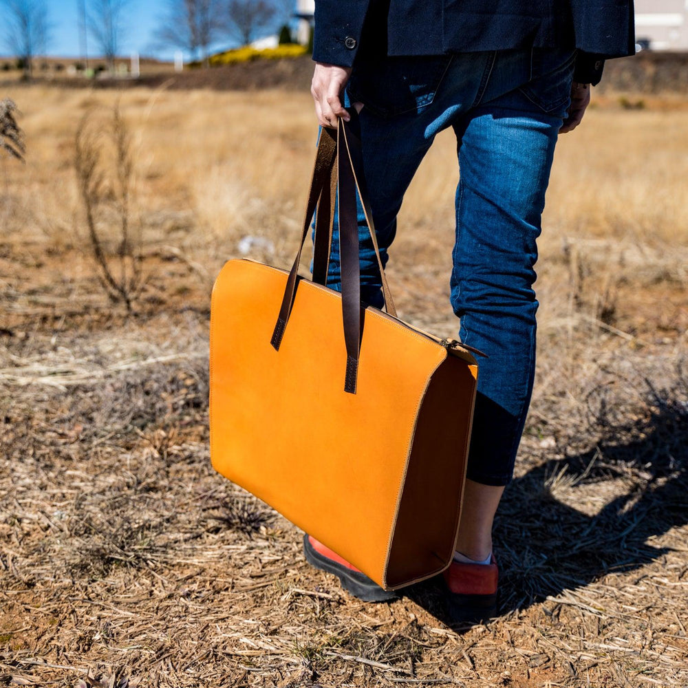 
                      
                        Milwaukee Leather Julia Tote Bag - Natural Tote Bag - olpr.
                      
                    