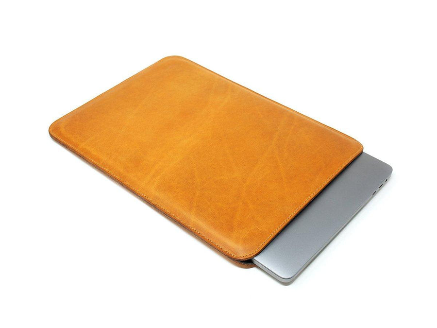 Vertical Leather Macbook Sleeve With Wool Lining - Natural Pro & Air Case - olpr.